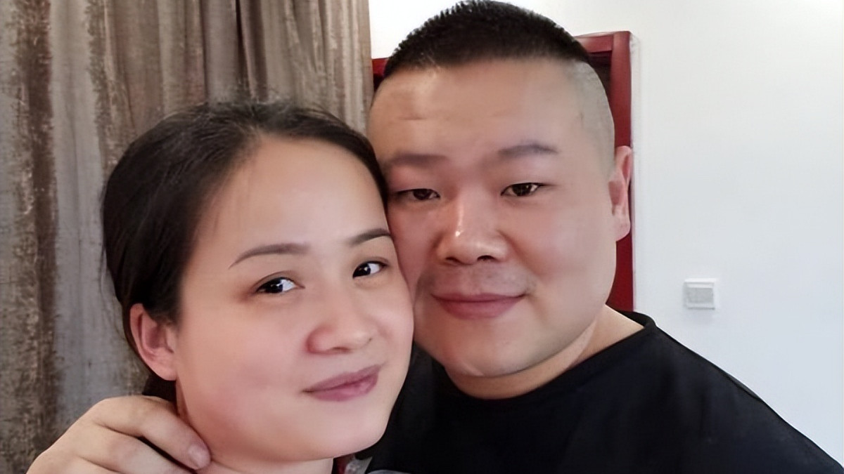 岳云鹏：给5个姐姐买车买房，把普通妻子当宝，弟弟却在农村种地