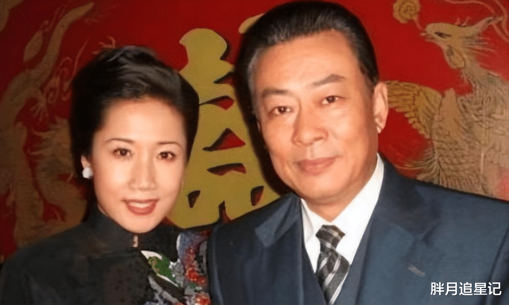 王诗槐|王筠:嫁给二婚的王诗槐,对智障继子视如己出,44岁生女终获圆满