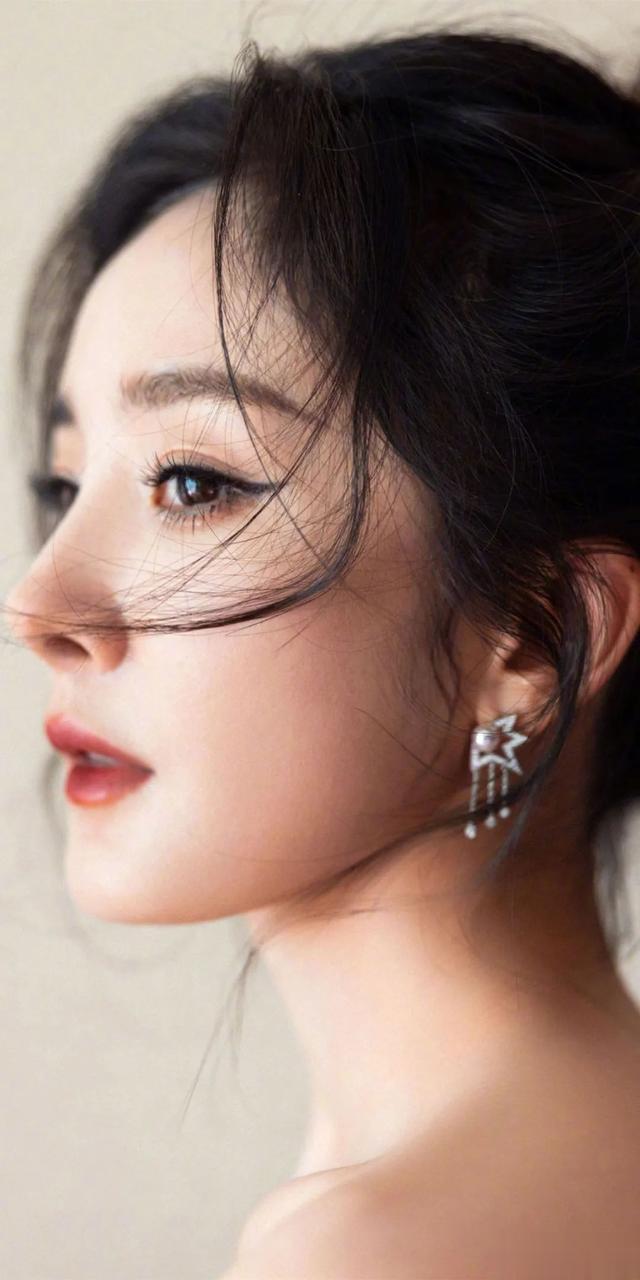 赵丽颖|杨幂在春晚状态落败于赵丽颖?