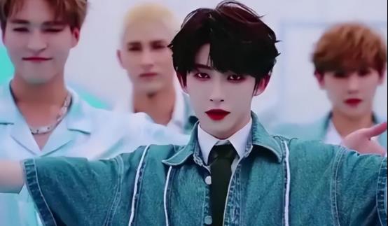 瘦到病态、全身涂白、非人细腰，内娱的畸形审美，什么时候是尽头？