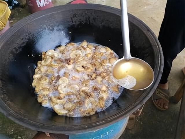 |吃了千年的猪油不能吃了？猪油比植物油有差距，为何会逐渐消失？