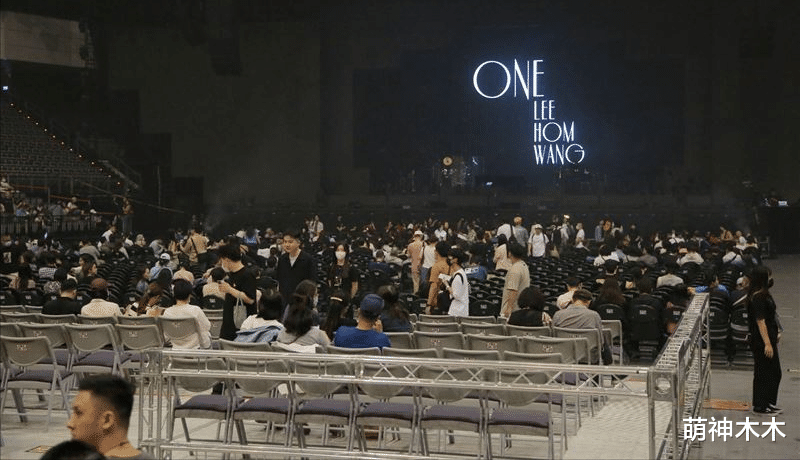 陈建州夫妇风波后首次合体！现身王力宏演唱会，谈笑风生未受影响