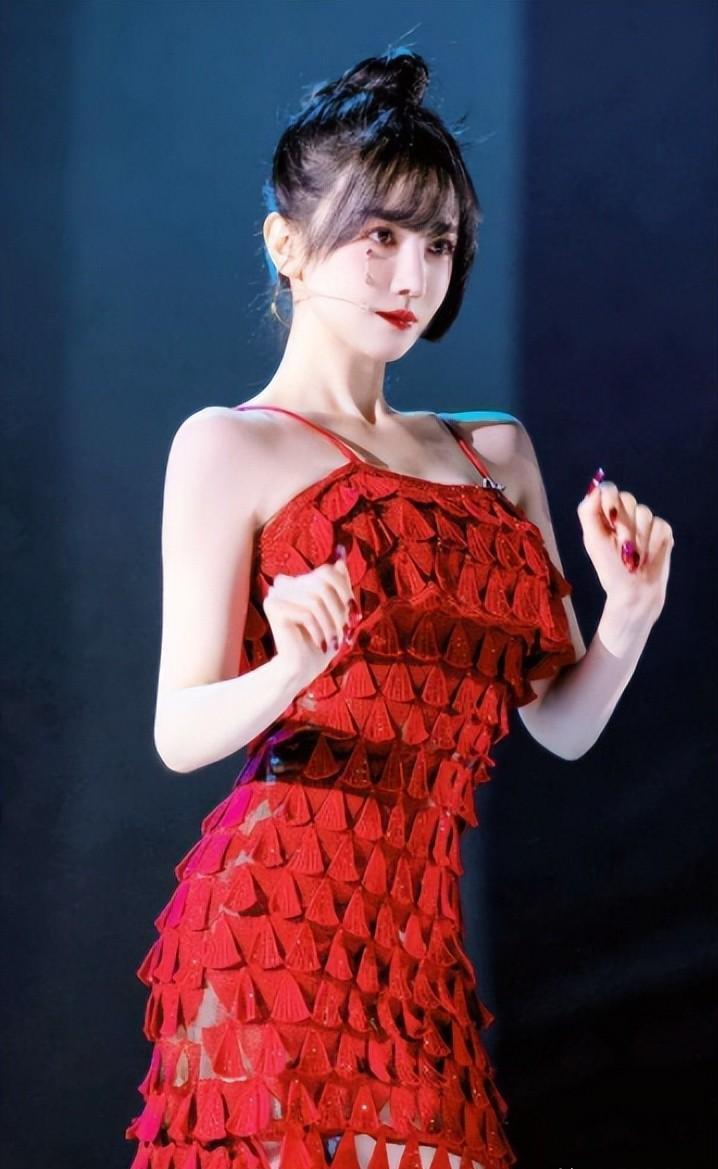 明明是整容脸,却成了颜值巅峰,这9位女星,动脸太成功了