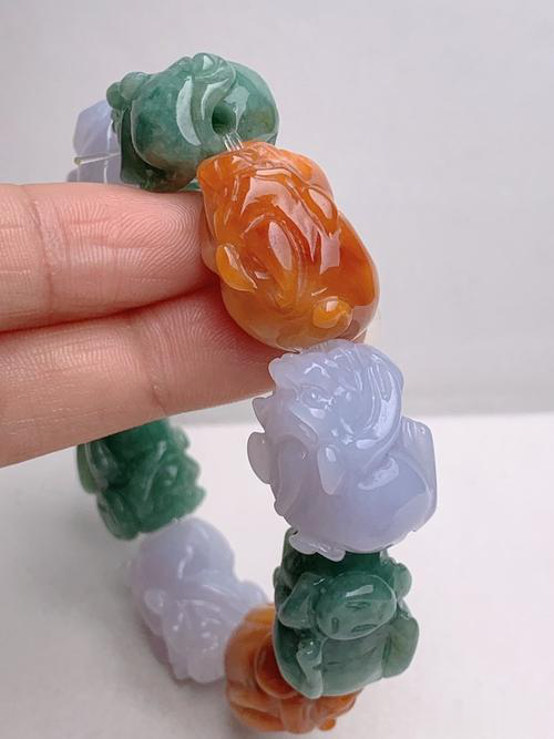 翡翠手串|你的手串有多少颗?你知道它具体的寓意吗
