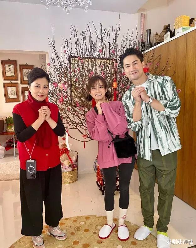 教学|拒坐冷板凳，TVB小花为改善脊柱侧弯转行教学，富豪男友出钱支持