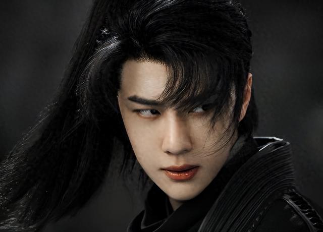 美男？假的！4位靠角色滤镜成男神的演员，颜值个个都经不起推敲