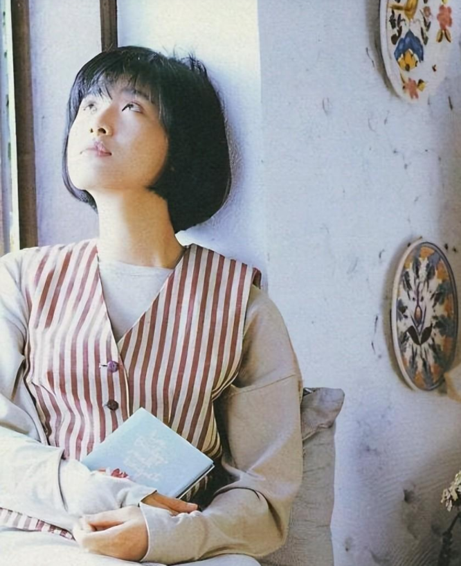 苏慧伦|苏慧伦演艺生涯很顺利,出道就得重视,如今也有少女感!