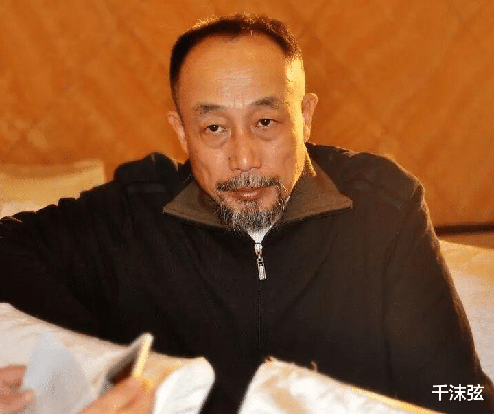 孙海英|孙海英移美后变落魄，放下尊严捡破烂，嫌丢人恼羞成怒：要你们管