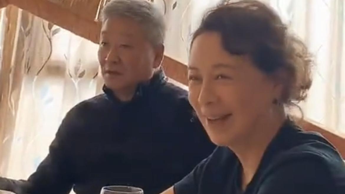 北电78班聚会！周里京方舒缺席，张丰毅留寸头显年轻，刘佳气质高