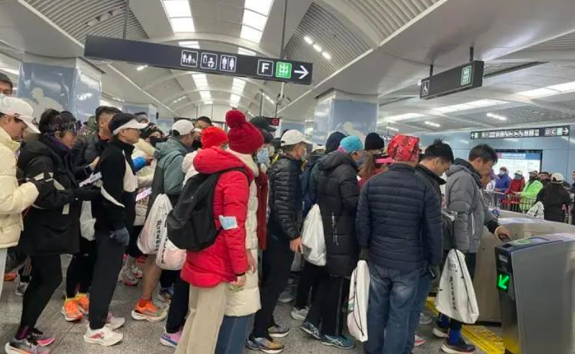 3度超低温,史上最冷杭马,“显眼包”们的防寒装备亮了!