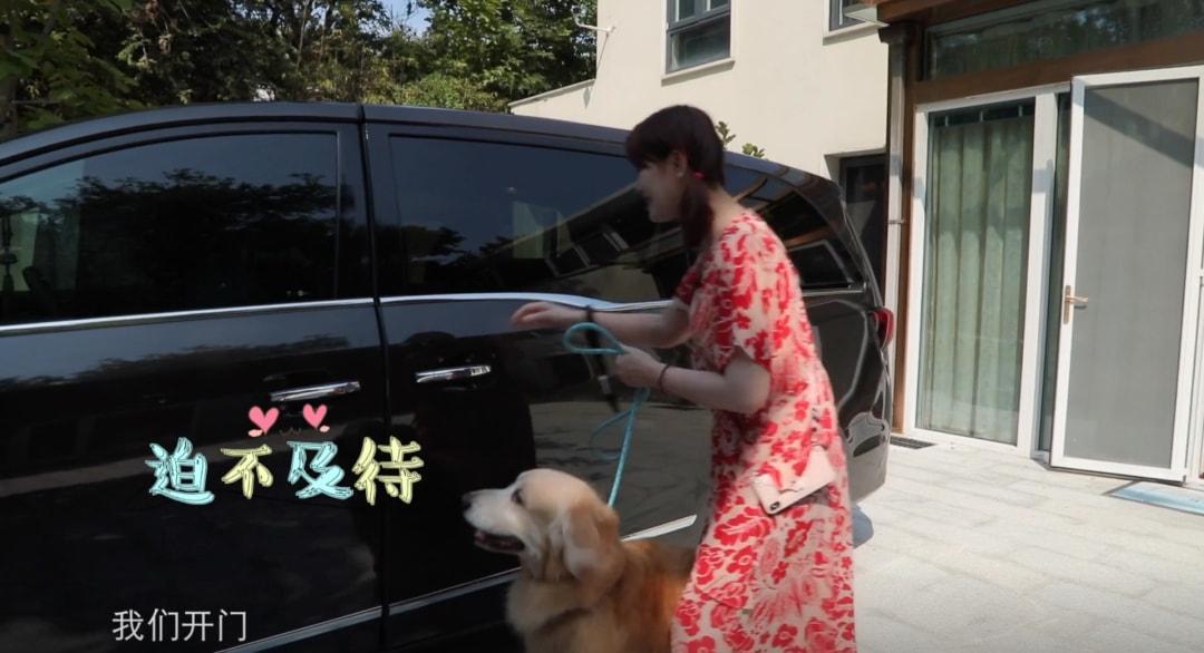 演员周海媚:57岁独居北京,不结婚不生子,不需要男人碍手碍脚