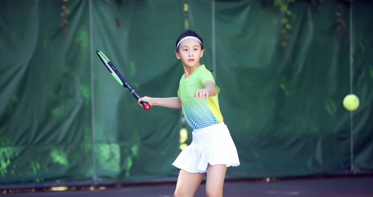 田雨橙|“森碟”参加国际比赛，亮相赛场初战告捷，与王诗龄形成鲜明对比