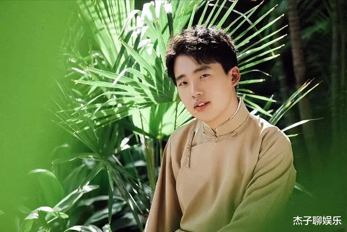 素素|央视这次挖到宝了!郭麒麟金晨破圈互动,实习菜鸟逆风翻盘