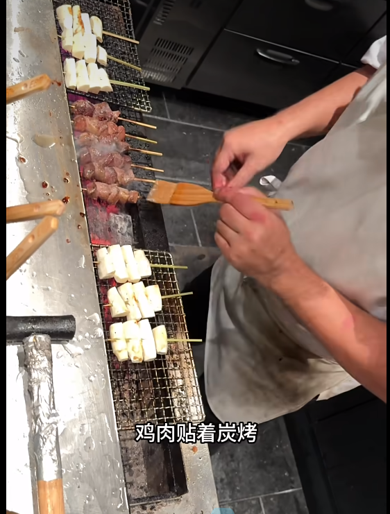 日本|花1700多块就为吃“日本仙人”烤焦的鸡肉串?还是尊重他人命运吧