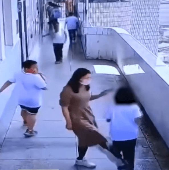 招聘|老师脚踢无意碰到自己的女生,却强调编外身份是什么用意?