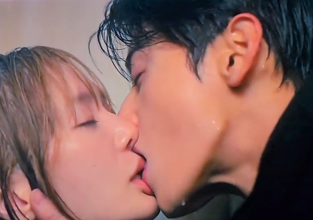 车银优新剧吻戏被韩网友疯狂吐槽！毫无美感，伸舌头很脏，演技差