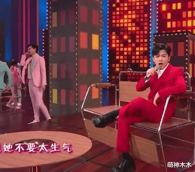 春晚|春晚同款受追捧!杨紫万元大衣轻松断货,秦岚毛衫12分钟售罄