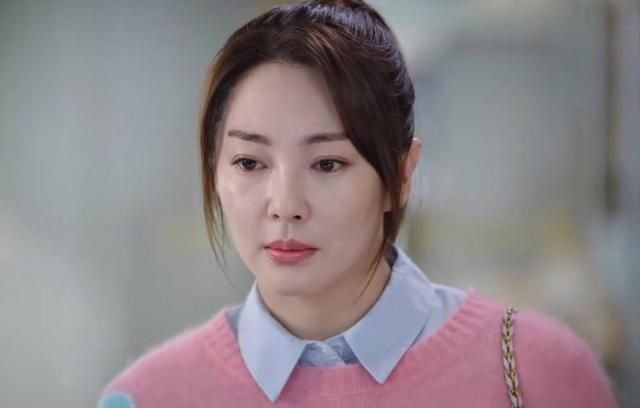 科技脸太出戏了,张雨绮高伟光新剧开播,放眼望去全是一脸高科技