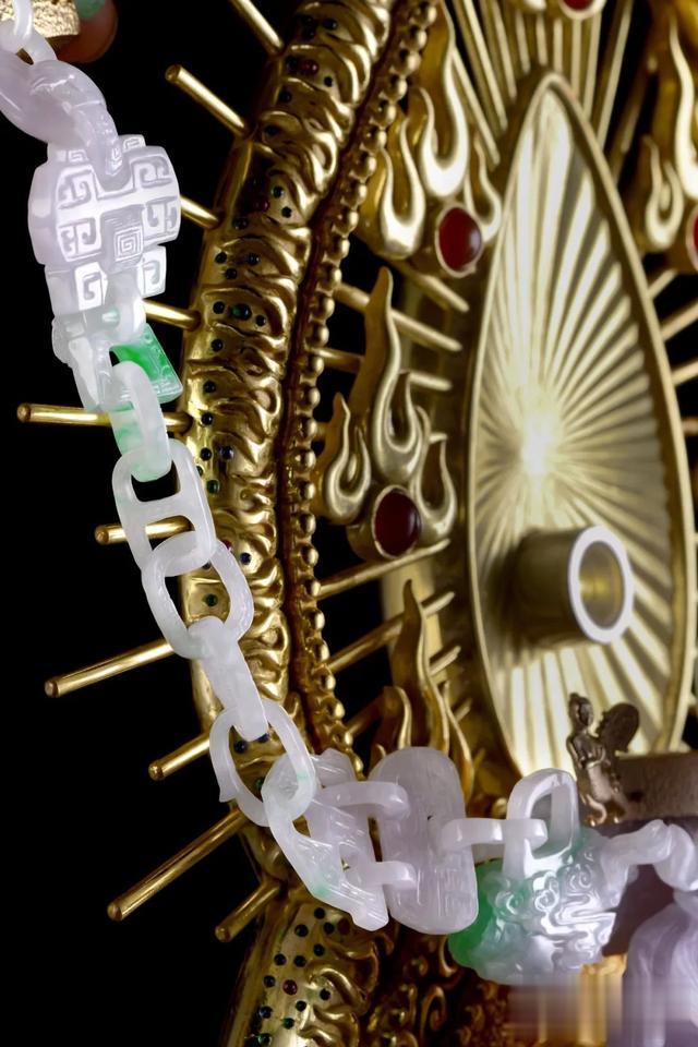 翡翠|千万级翡翠观音,翡翠牛人经典返工力作!