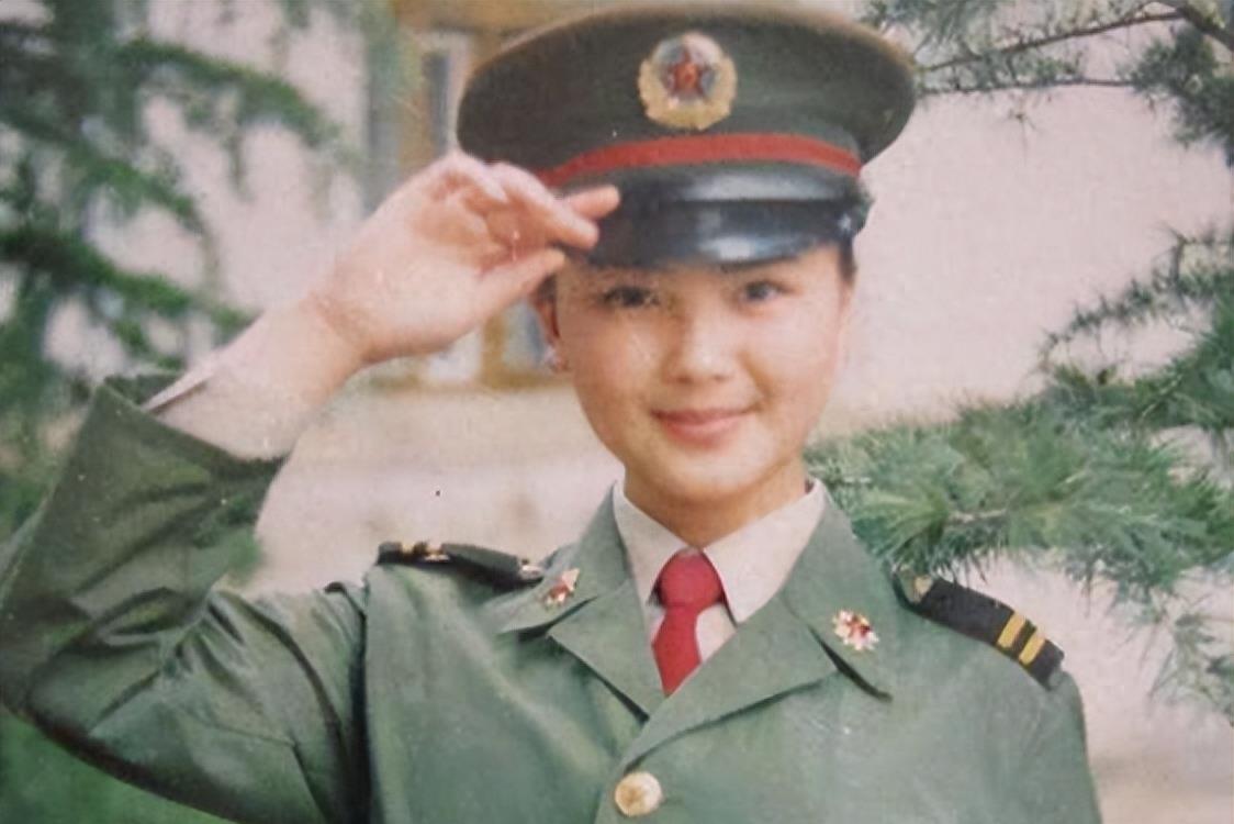 私交混乱?这一次,再多的名和利都救不了45岁的刘涛?都是危言耸听