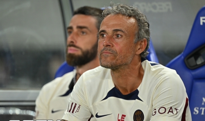 巴黎圣日耳曼主帅恩里克很遗憾日本巡回赛