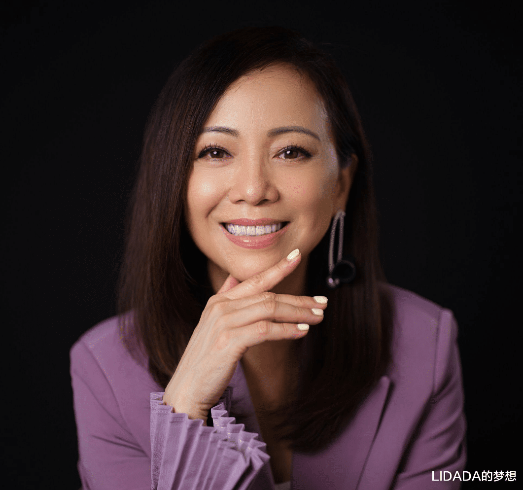 她曾做过第三者,却没人讨厌她,55岁“北漂”,57岁单身喜乐满足