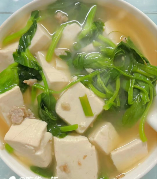 |进入11月,多给家里人喝这汤,补钙质,营养易消化,早食早受益