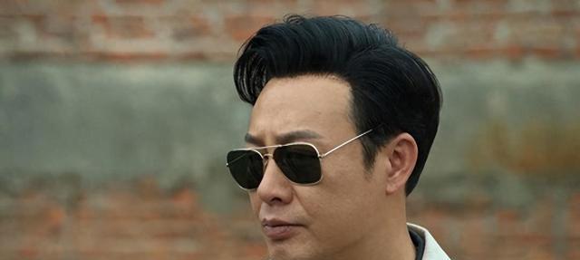 从大火到“原形毕露”，张颂文仅用八个月，终是走了张小斐的老路