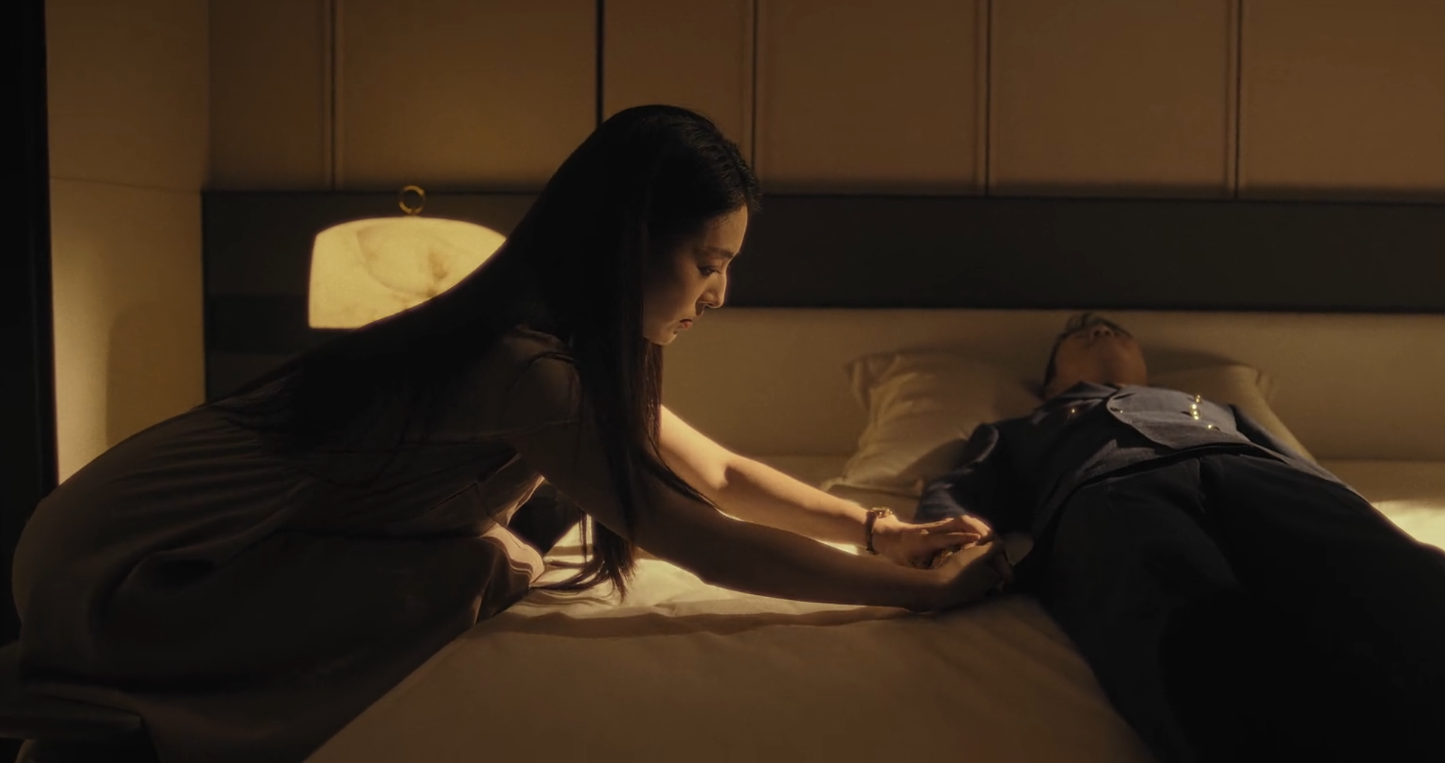 成本仅800万,《穷兄富弟》首映夺第一,小沈阳又抓到喜剧片王炸