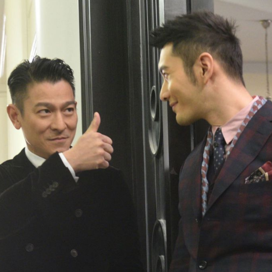 |《王牌逗王牌》是一部充满笑料的影片，全程都有笑点，内容很饱满。