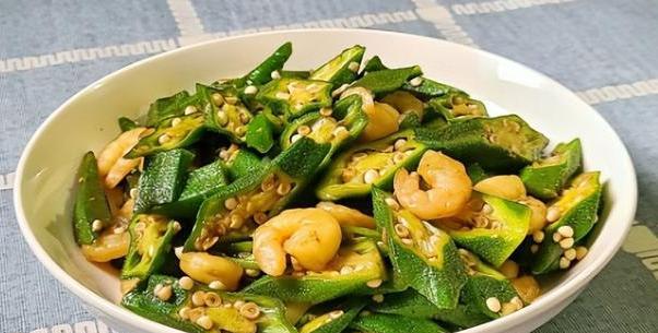 虾仁|秋季，多给家人吃这菜，营养全面，解馋开胃，大人孩子都爱吃