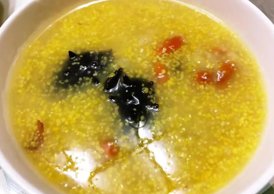 |早餐选择一碗热粥和水煮蛋,到底有什么区别?