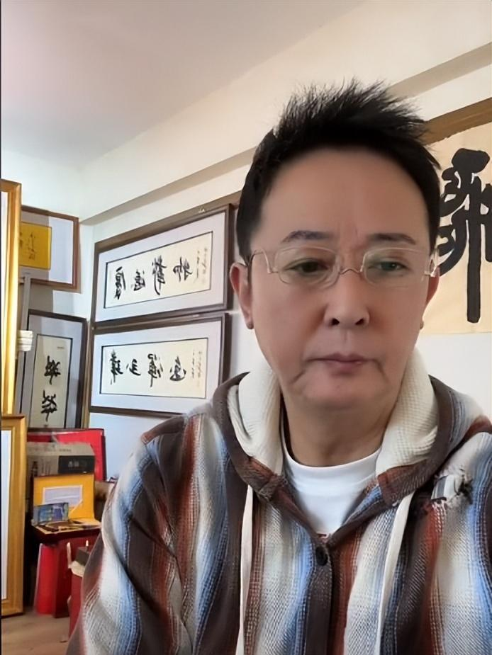 谷建芬|谷建芬:昔日爱徒一大堆,这个春节档只有一位不忘师恩来探望