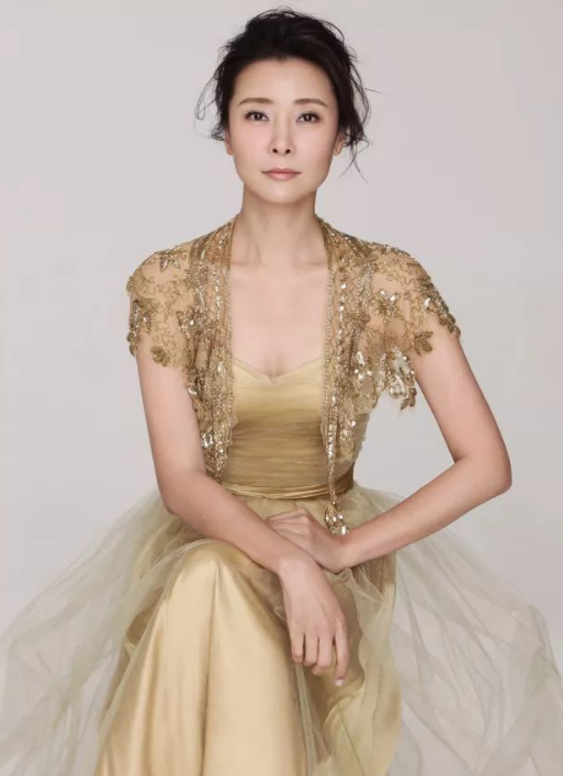 柯蓝:没结婚但有固定伴侣,黄志忠陪了我10年,生理需求不是问题