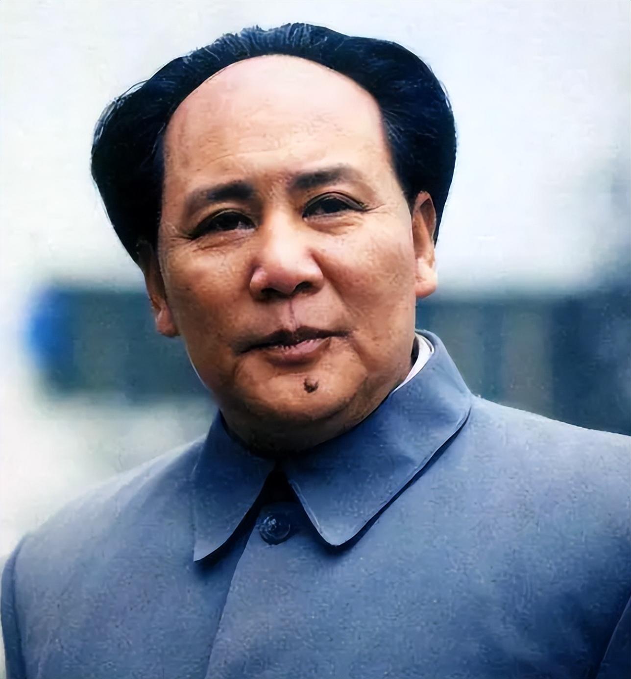 98年，古月之子找工作竟无人聘用，胡月苦笑：对方怀疑我是冒充的