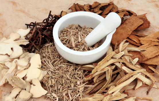 牙龈萎缩|牙龈经常肿痛,一个小方法调理,或避免牙龈萎缩!