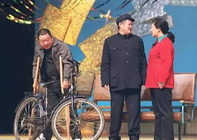 春节联欢晚会已经从全民盛宴变成了一场“闹剧”