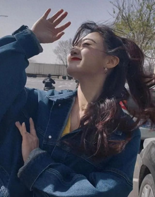 王小玮获一级演奏员，网友：正高级职称啊！和王小海复婚成谜案！