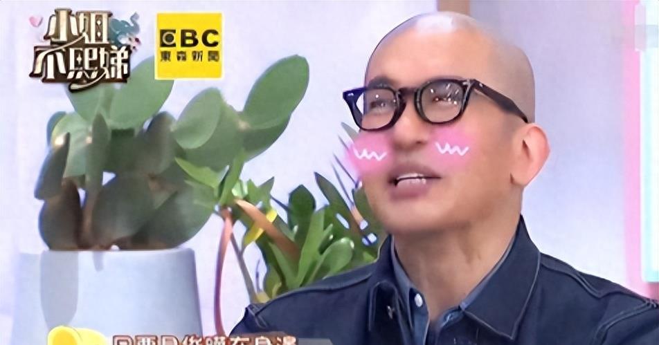 回顾:小S具俊晔私下大瓜曝光,大S平躺一动不动,小玥儿蜷缩很害怕