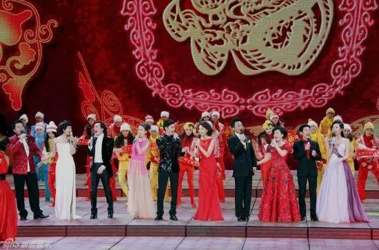 春晚|春晚彩排!章若楠、贾冰、马旭东亮相,沈腾马丽冯巩张小斐缺席