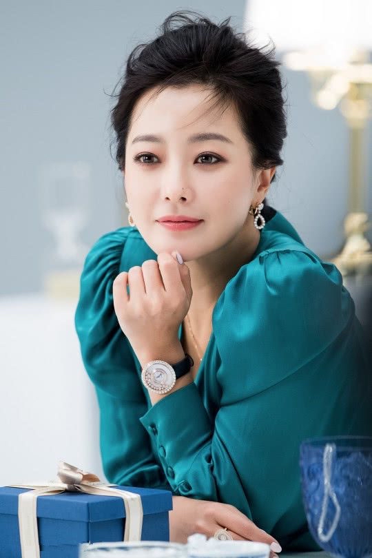金喜善女儿长大后，曾被嘲讽长得丑，如今颜值成功逆袭