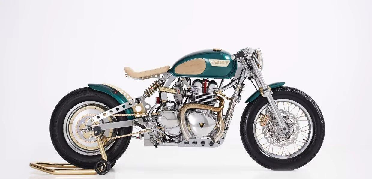 文玩核桃|定制 | 祖母绿翡翠 艺术品级别的凯旋Bonneville