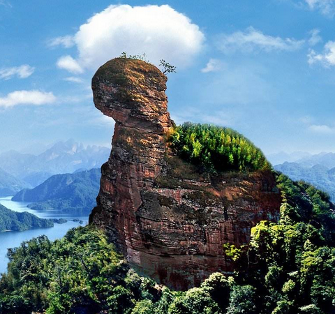 桂林|猫儿山, 站在山顶一眼望去，群峰渺小
