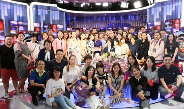 央视|央视主持阵容完成调整,朱军重返舞台,欧阳夏丹工作出现变动!