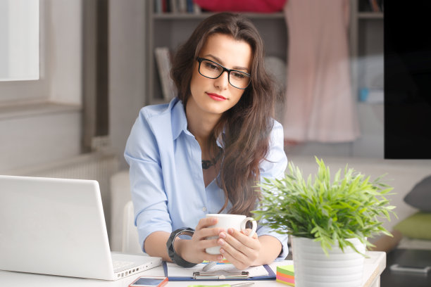 求职|职场上,为什么女性的意见总是被轻视和忽略?