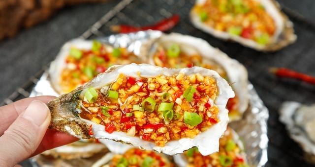 鸡蛋|日本排核污水后，不要抢盐了，“4种食物”抓紧囤，晚了要吃亏