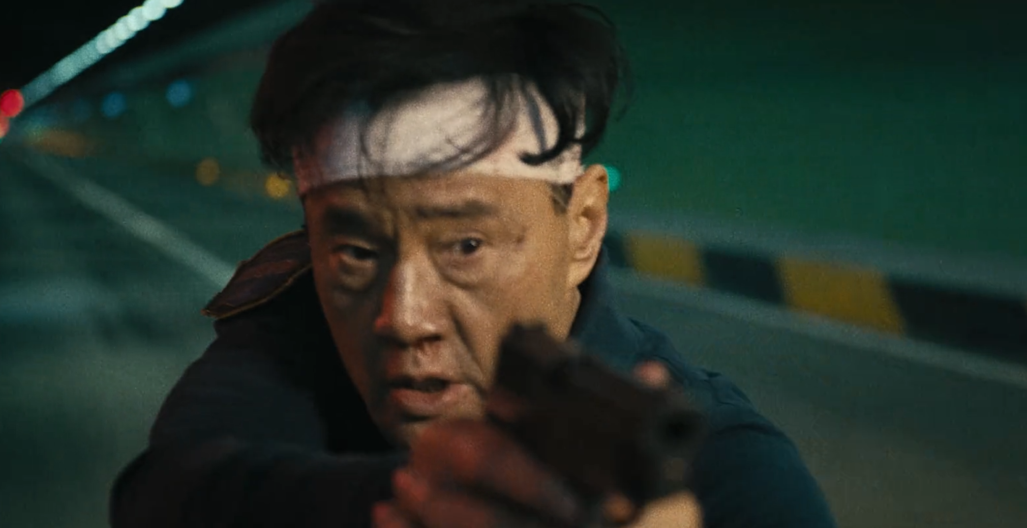 于荣光|成本仅800万,一上映就是冠军,64岁于荣光又带来一部生猛新片