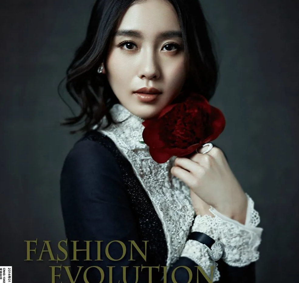 洪晃|“京圈真格格”出场撕遍内娱,关晓彤算什么啊!