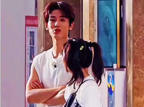 张凌赫|《奔跑吧》最新一期的预告，白鹿张凌赫合体，你们期待吗