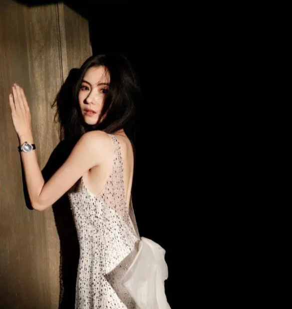 那些年,谢霆锋真的是拿生命去爱她啊